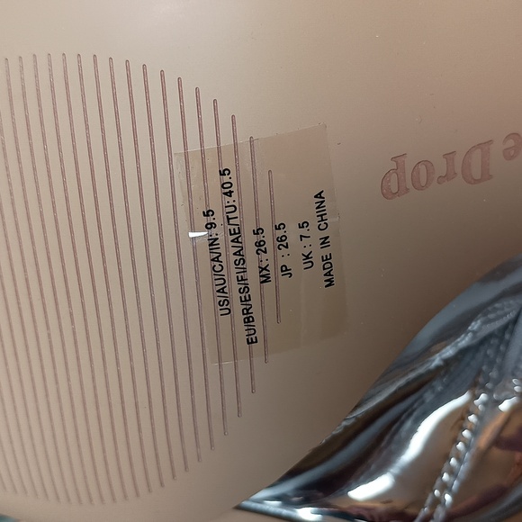 The Drop Womens Size 9.5 Pointed toe Tall Heeled Boots Mirror Silver - Picture 9 of 9